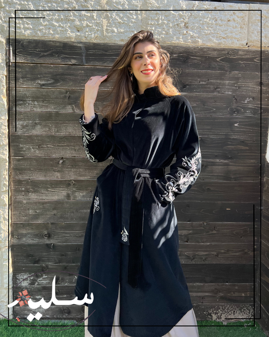 Long belted velvet coat - معطف مخمل مع حزام