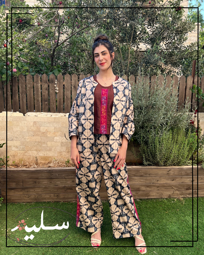 X-ray three-piece set – طقم ثلاثة قطع بنمط الاشعاع